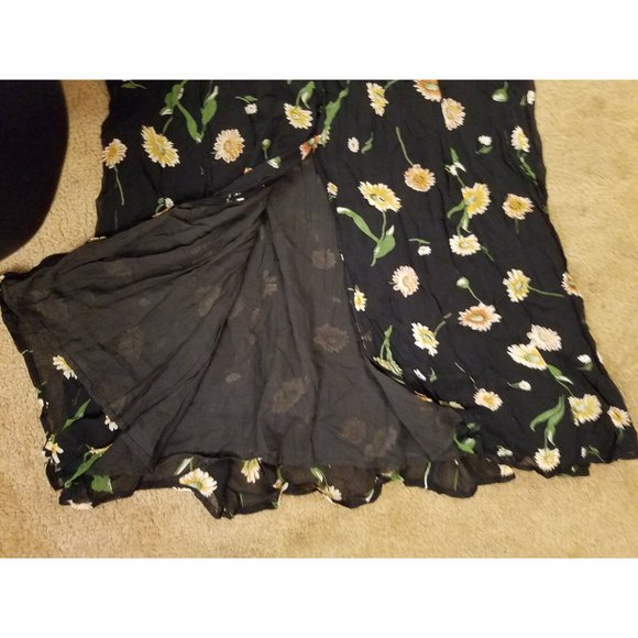 Equation Skirt Size Medium - Picture 7 of 8